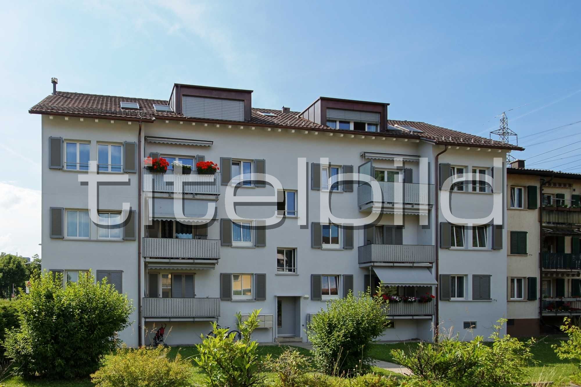 Projektbild-Nr. 0: Aufstockung Ueberlandstrasse 285