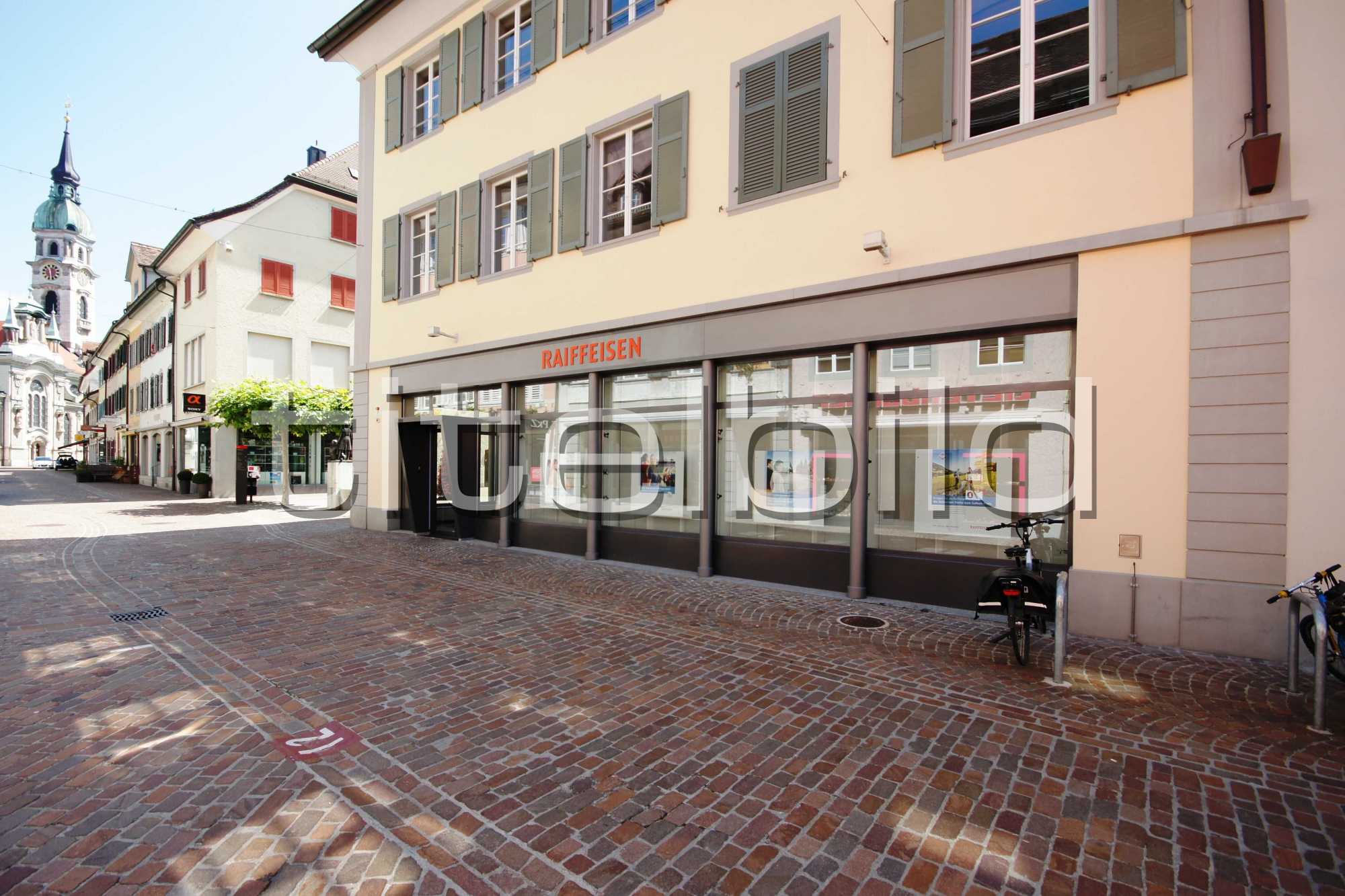 Projektbild-Nr. 3: Bankgebäude der Raiffeisenbank Frauenfeld