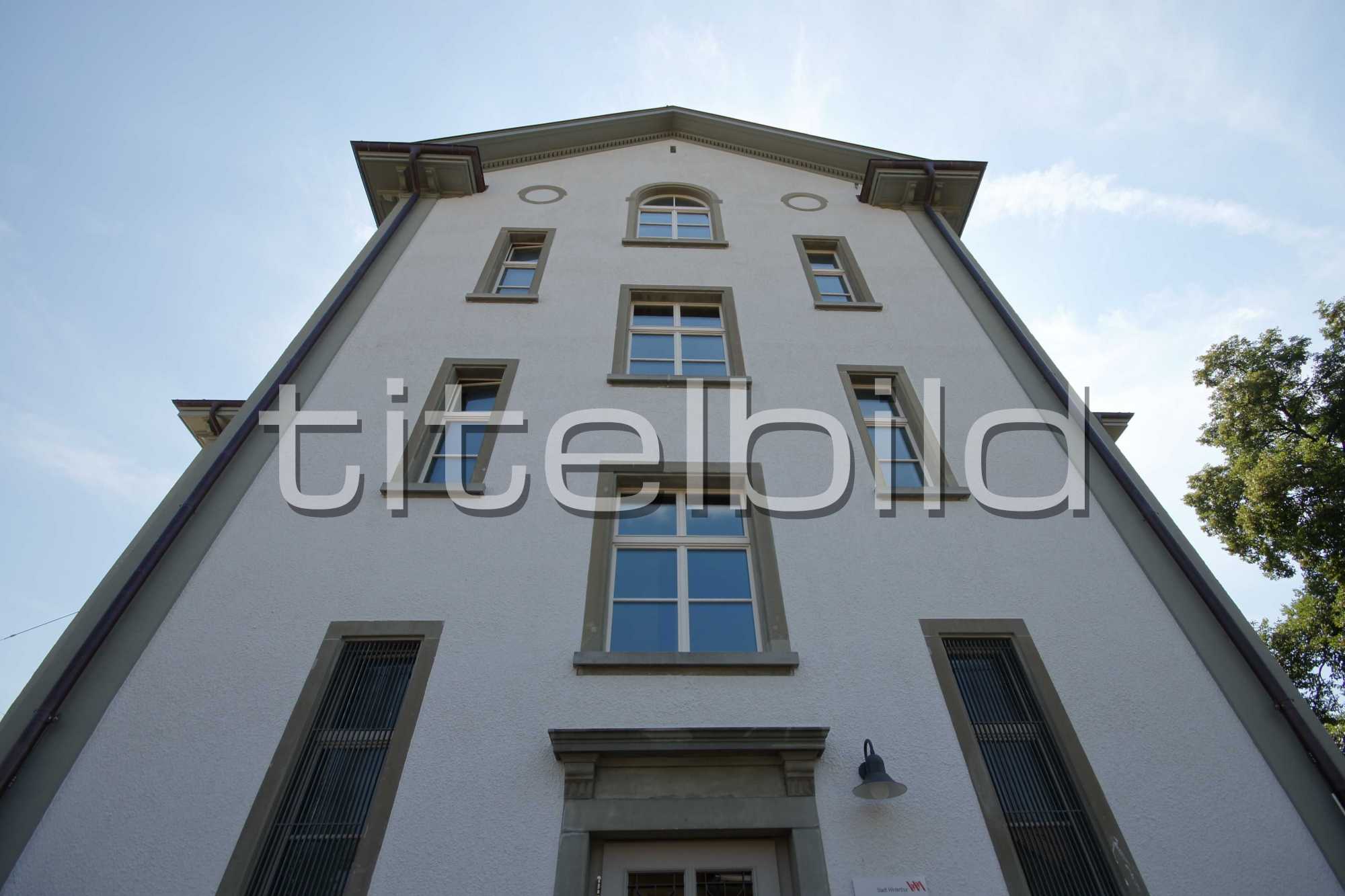 Projektbild-Nr. 7: Schulhaus Dorf