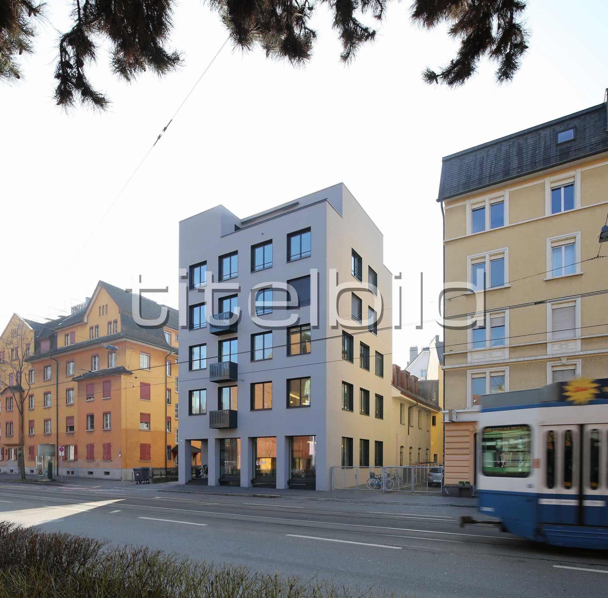 Projektbild-Nr. 1: Aufstockung Wohn- und Geschäftshaus