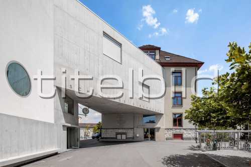 Bild-Nr: 3des Objektes Schulhaus Kirchacker / Altbau, Neubau, Rhyfallhalle