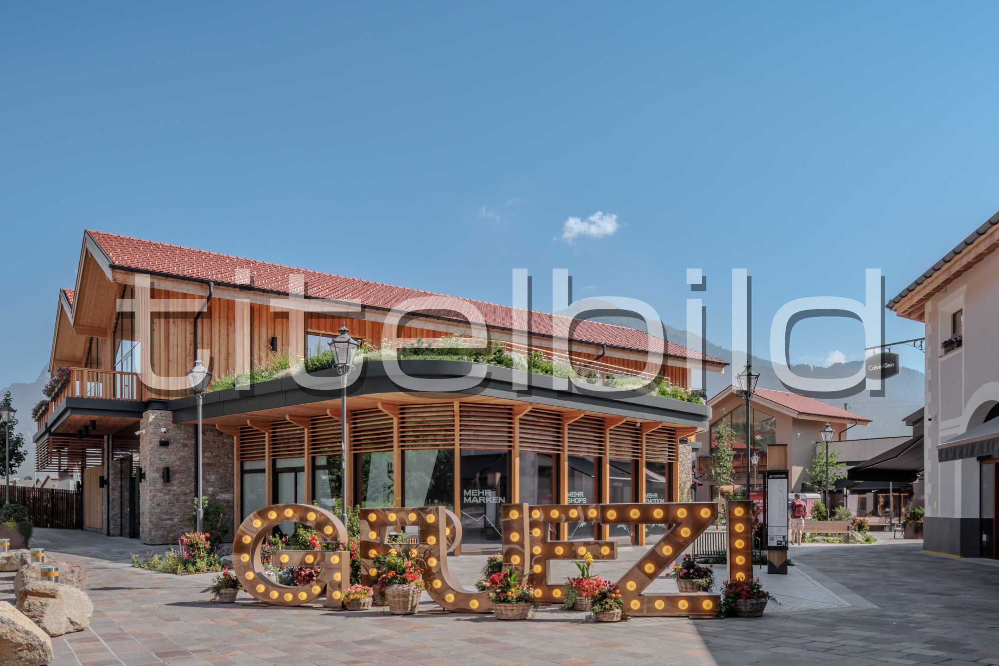 Projektbild-Nr. 0: Fashion Outlet Landquart, Units und Parkhaus